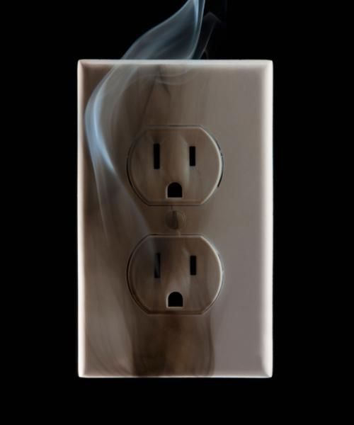 Burning Smell from Outlets in Chicago: Emergency Electrician 24/7