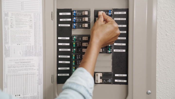 Circuit Breaker Services Huntsville, AL | Repair, Replacement & Fuse Box Upgrades